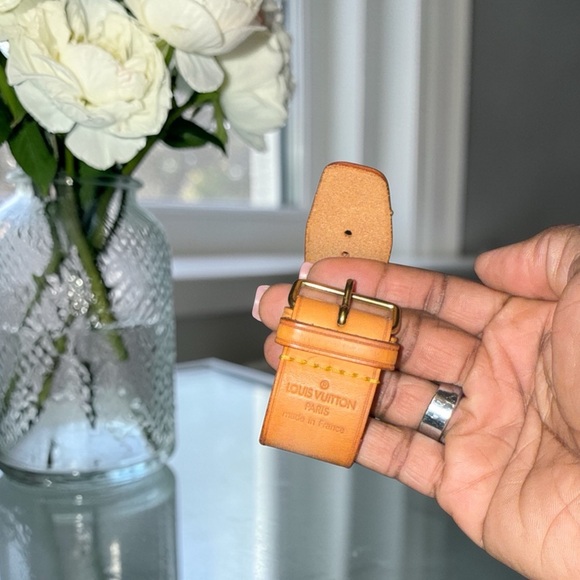 Louis Vuitton Tan Leather Poignet Bracelet Luggage Strap - Picture 8 of 9